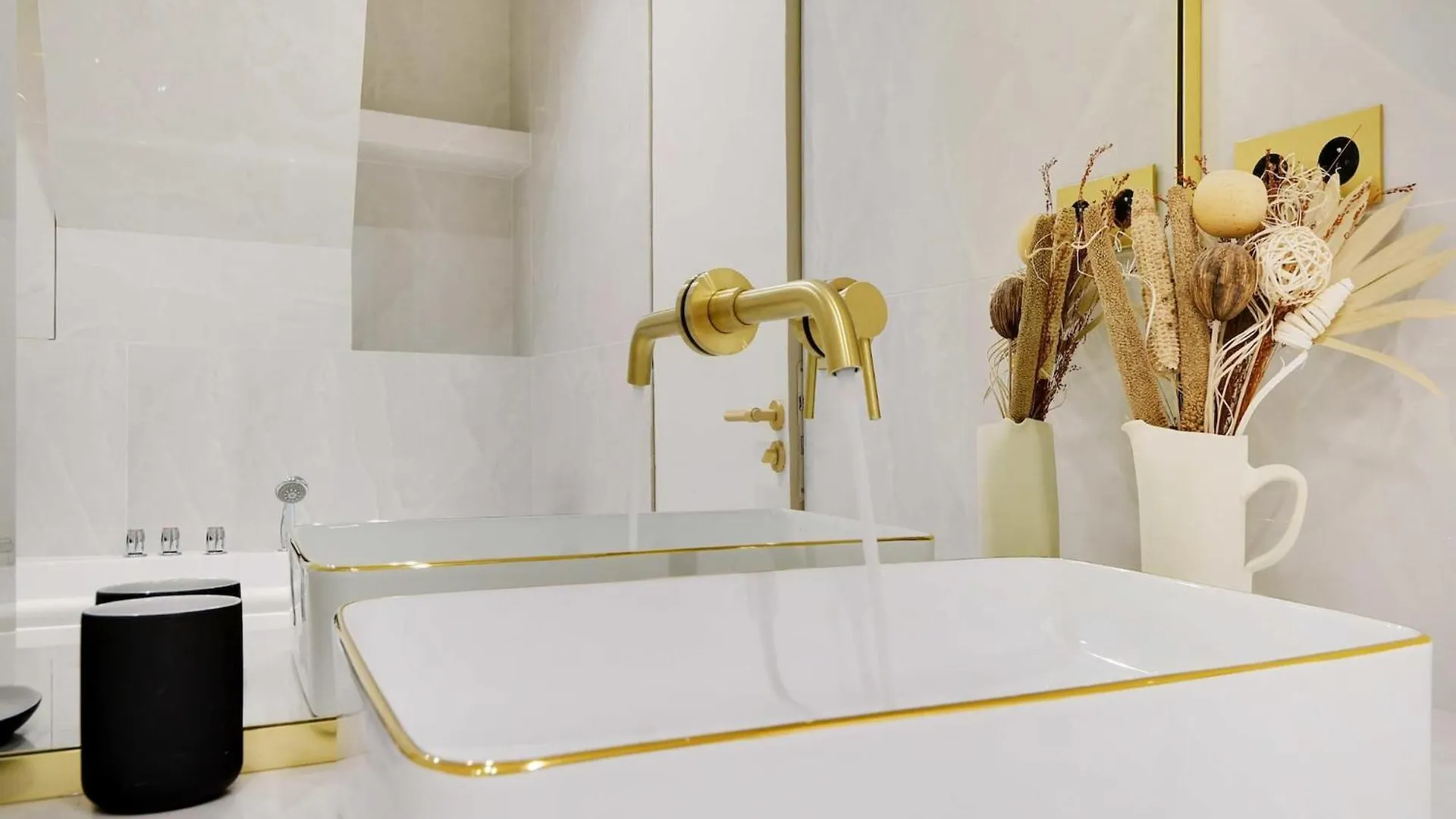 Апартаменты Sublim Apartement Center Of Paris Montmartre