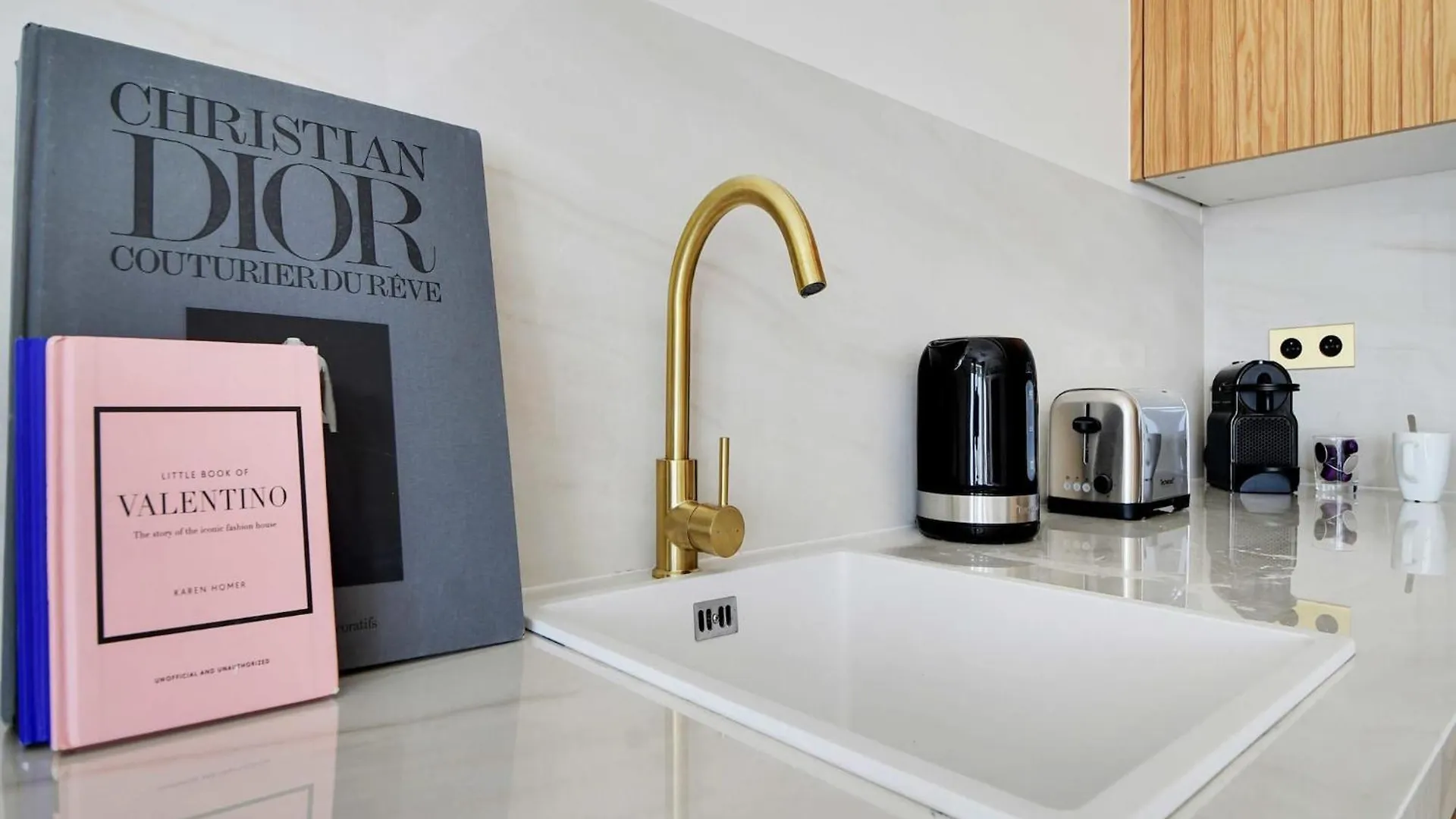 Apartment Sublim Apartement Center Of Paris Montmartre France